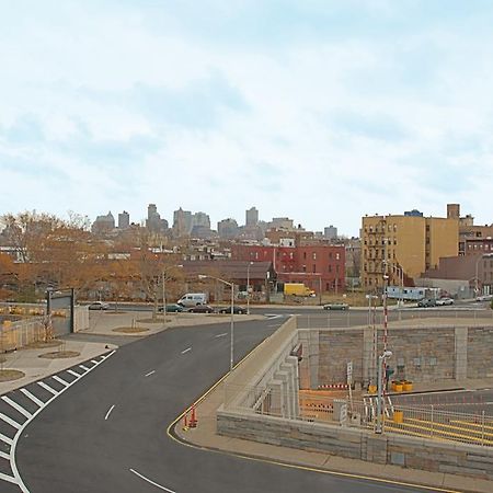 Brooklyn Motor Inn New York Exteriör bild